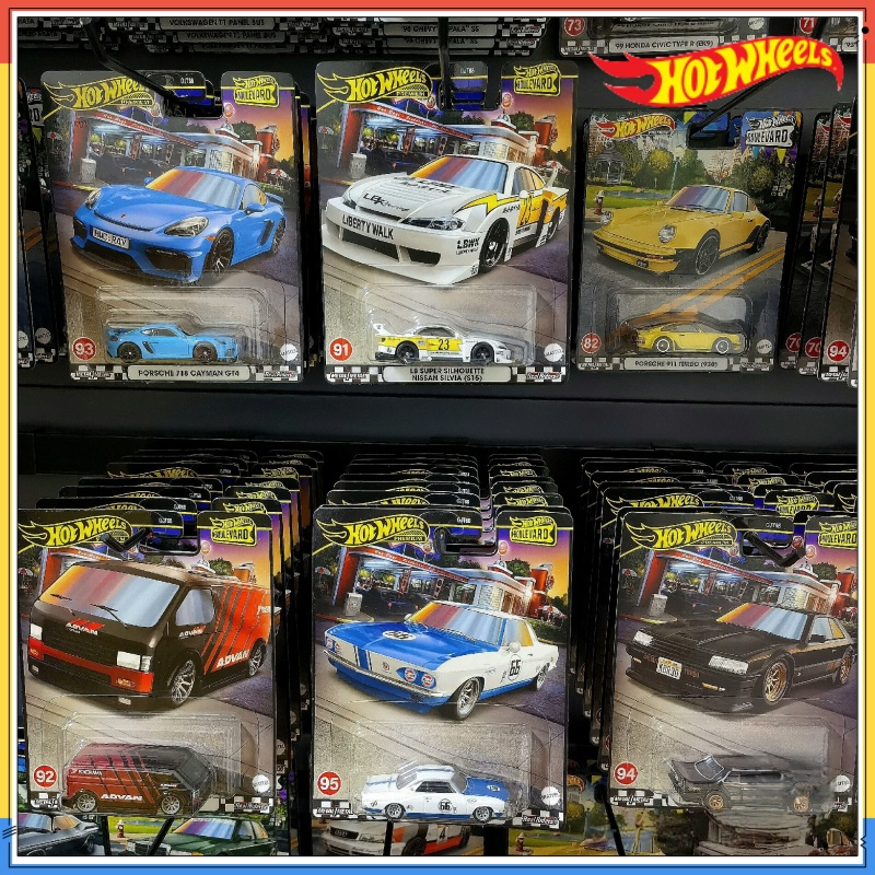 Mattel Toy Hot Wheels - รถของเล่นสะสม แมทเทล ฮอตวีลส์ พรีเมียม บูเลอวาร์ด 1/64